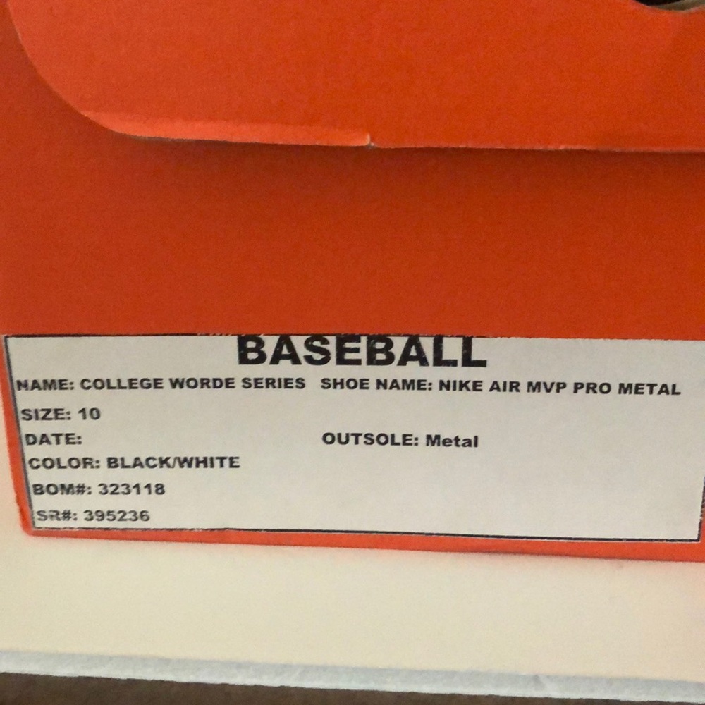 NWT Special Edition CWS Omaha baseball cleats - Picture 8 of 8